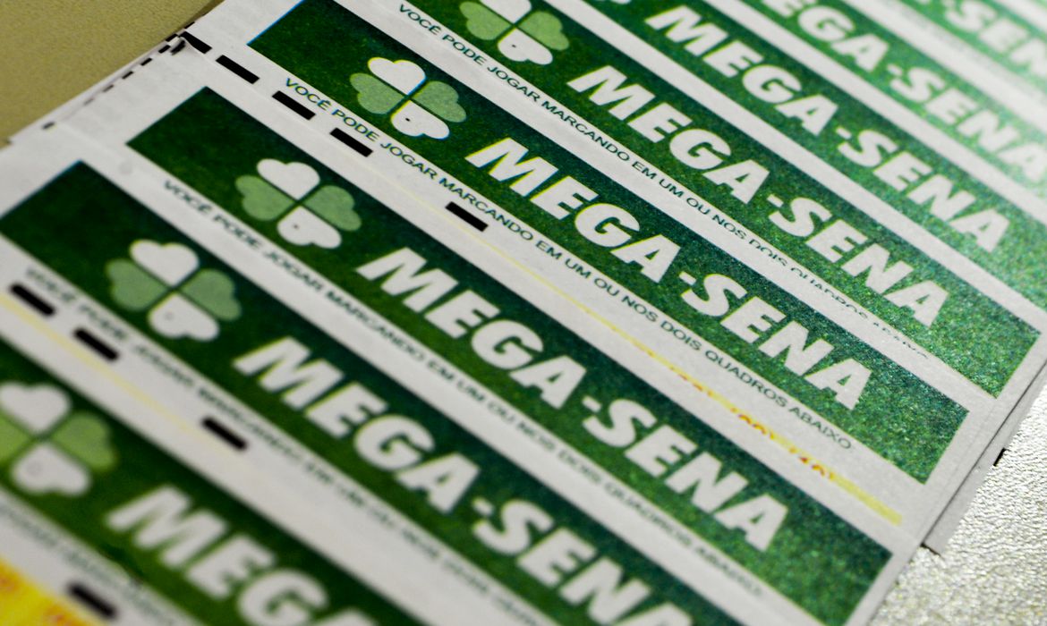 Nobody gets it right and the Mega-Sena prize accumulates to R$ 14.5 million