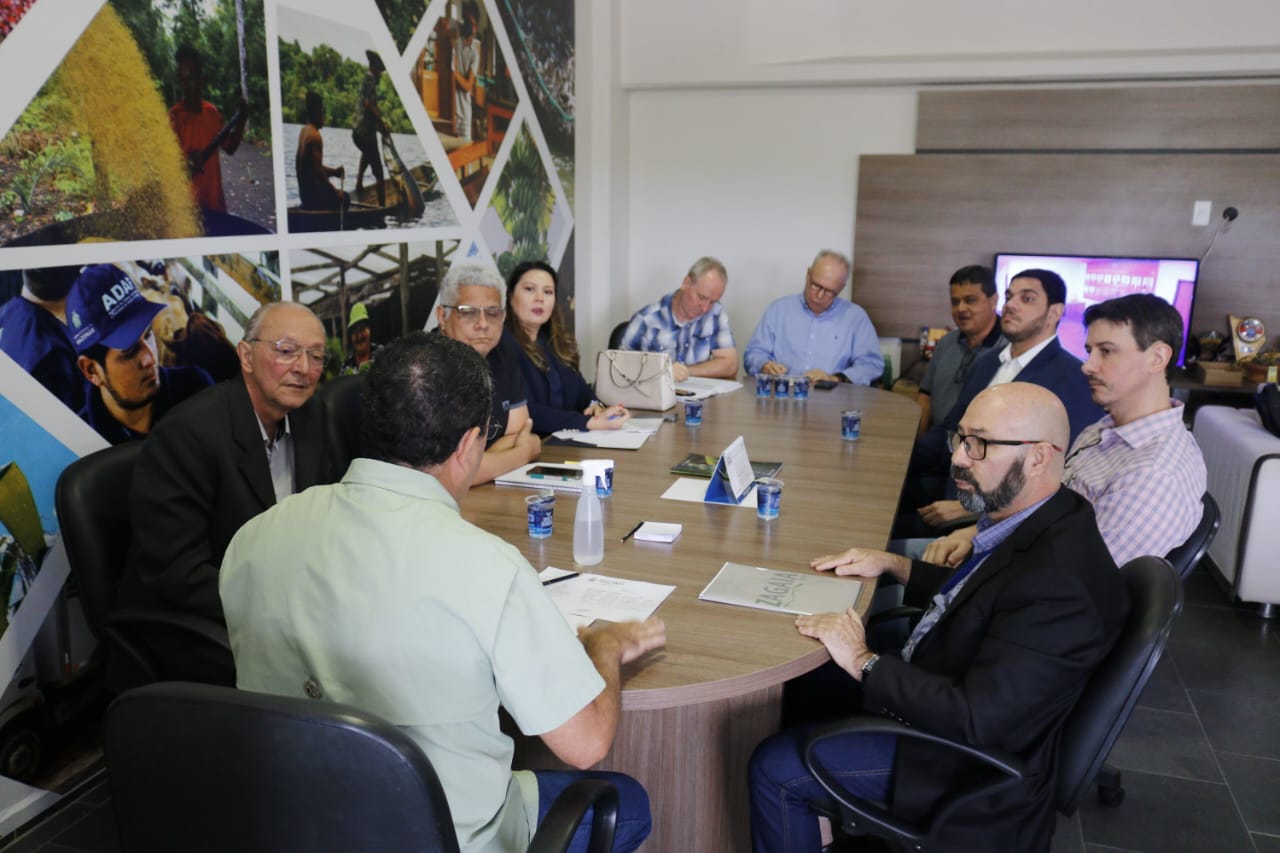 Governo do AM assina protocolo de criação de polo bioagroindustrial e logístico em Humaitá