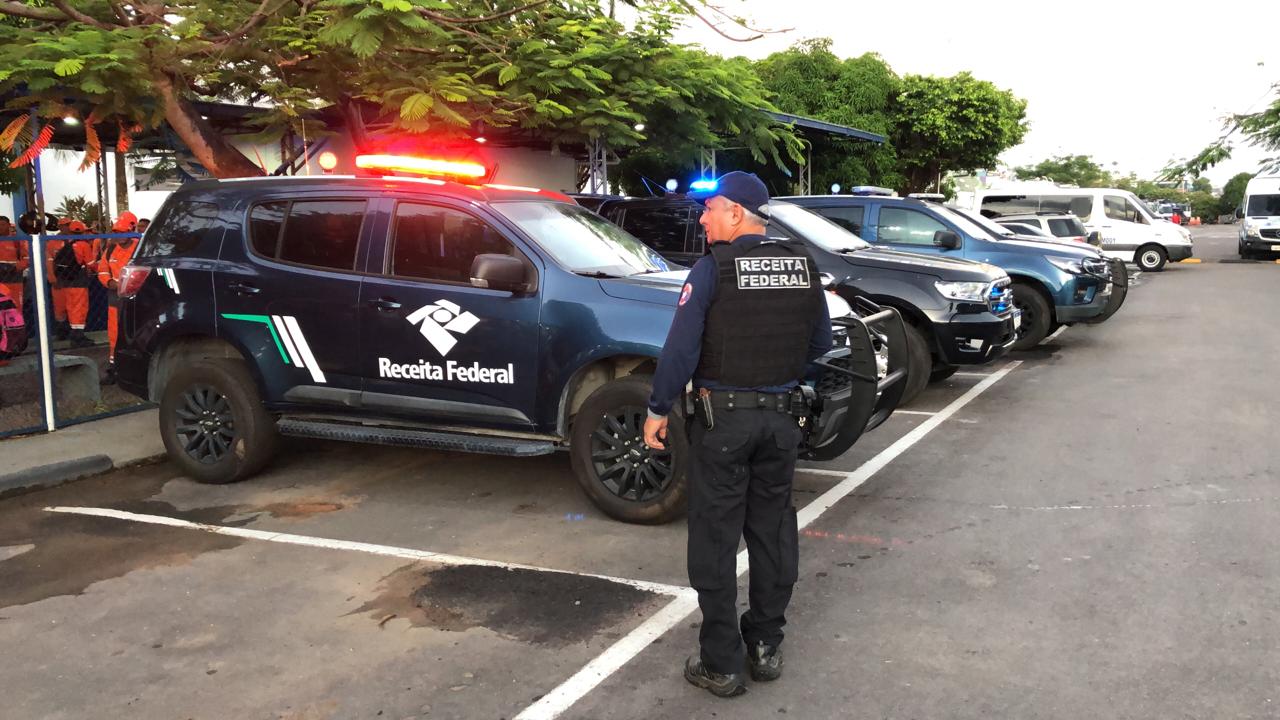 Operação da PF mira empresas de lixo por fraudes de R$ 245 milhões em Manaus