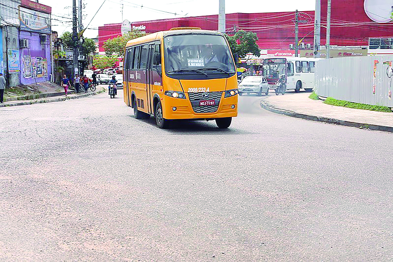 Empreendedores do transporte executivos e alternativos de Manaus recebem auxílio