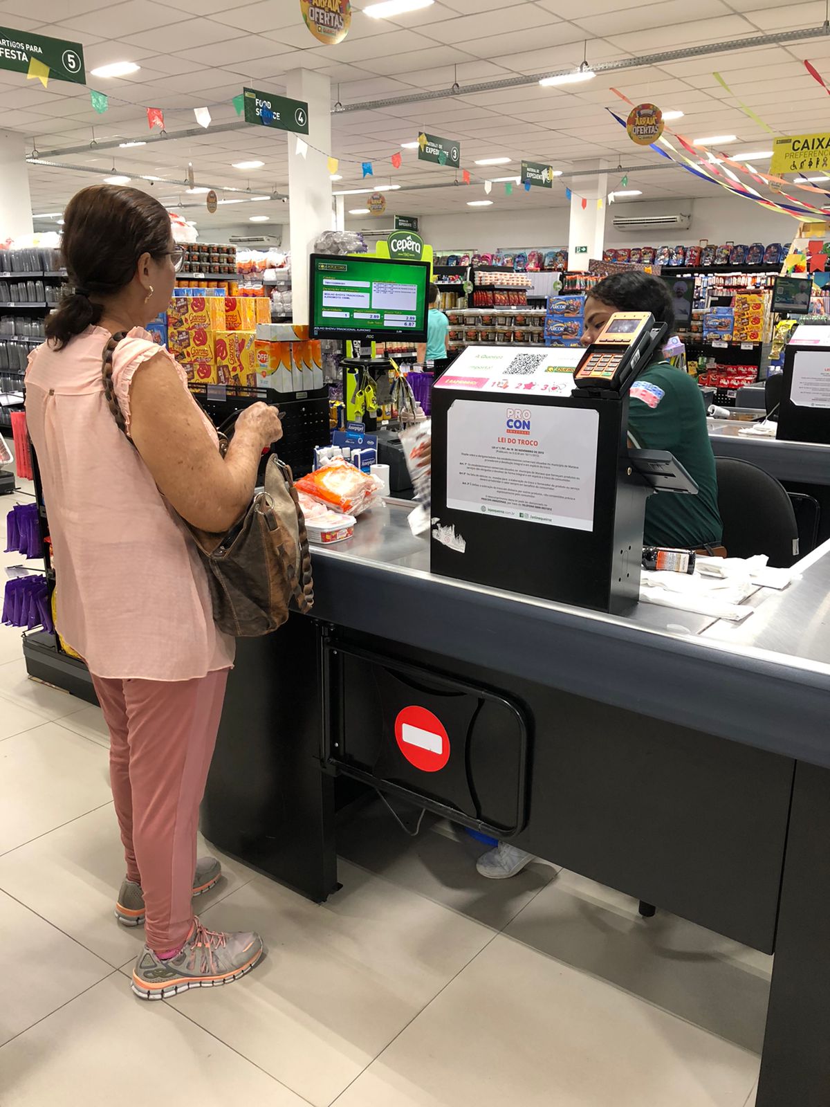 Grupo Queiroz promove saldão digital com descontos que chegam até 70% em produtos