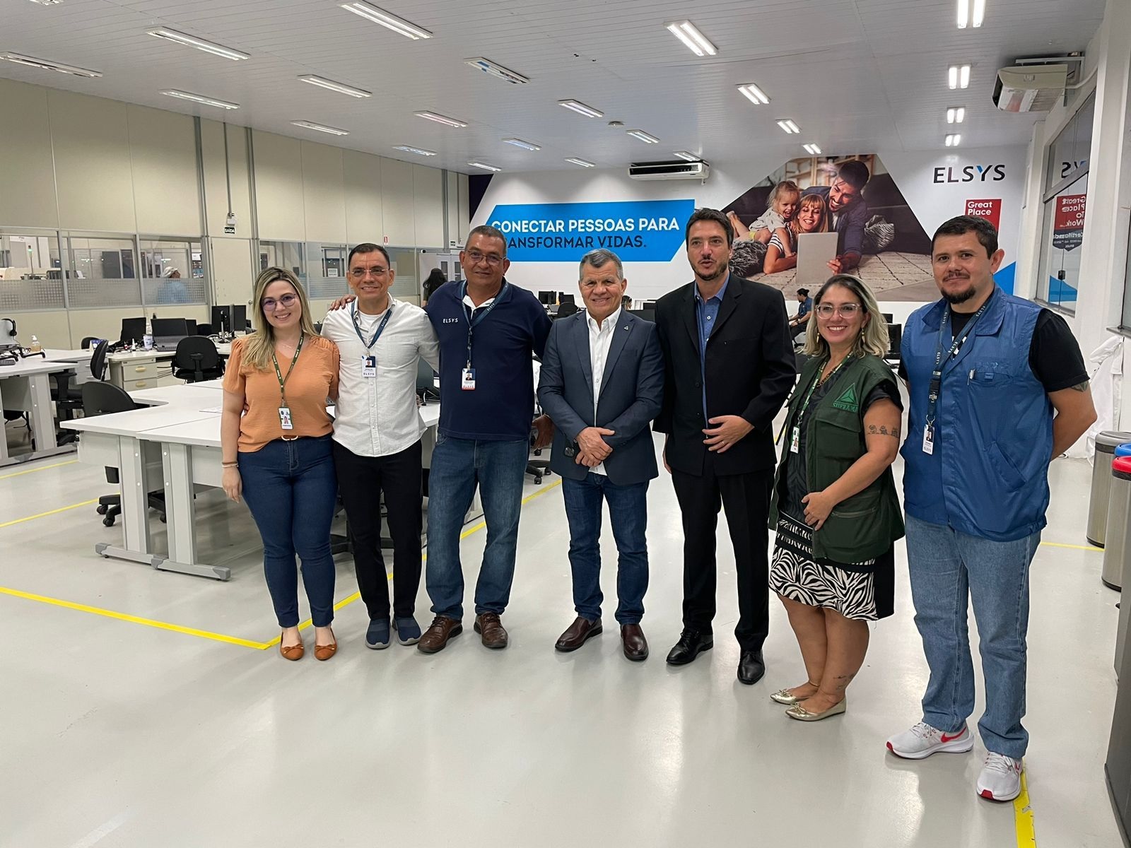 Empresa líder do mercado em fechaduras inteligentes recebe visita da Suframa em Manaus
