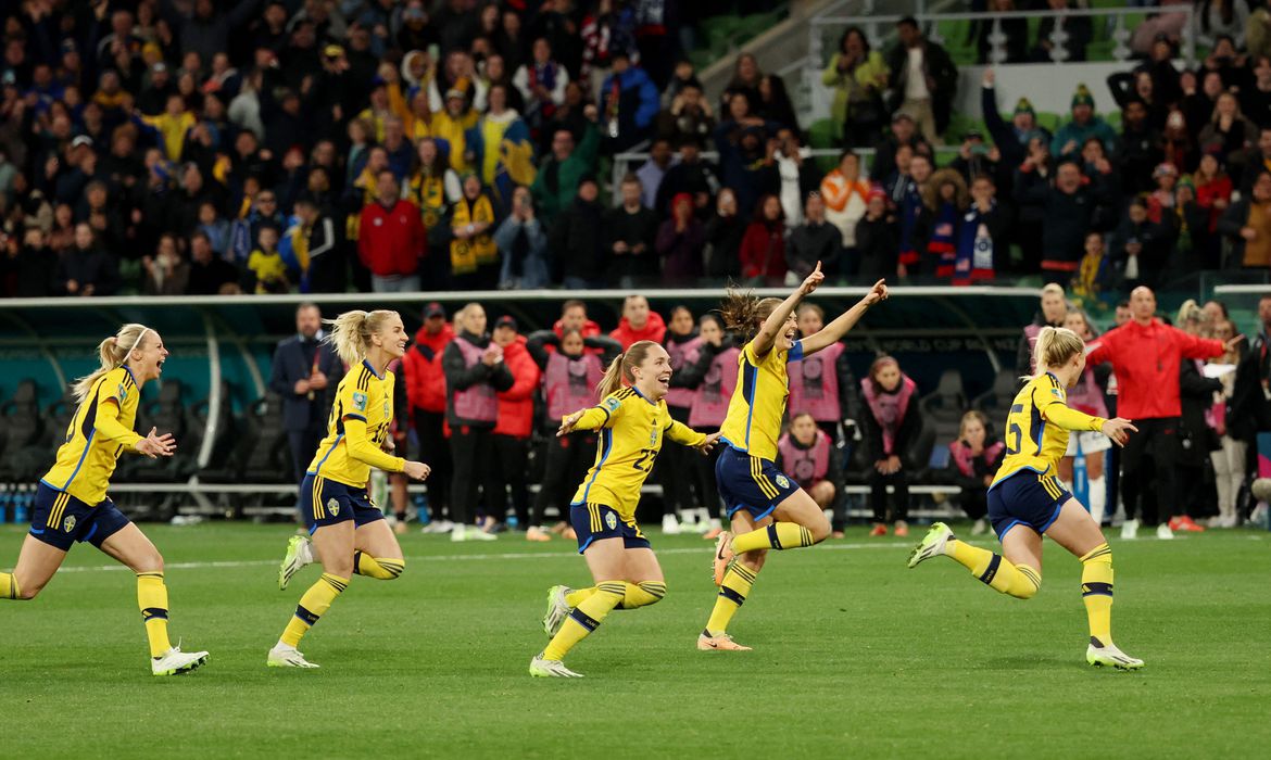 Sweden knocks out USA on penalties to face Japan in Women’s Cup quarterfinals