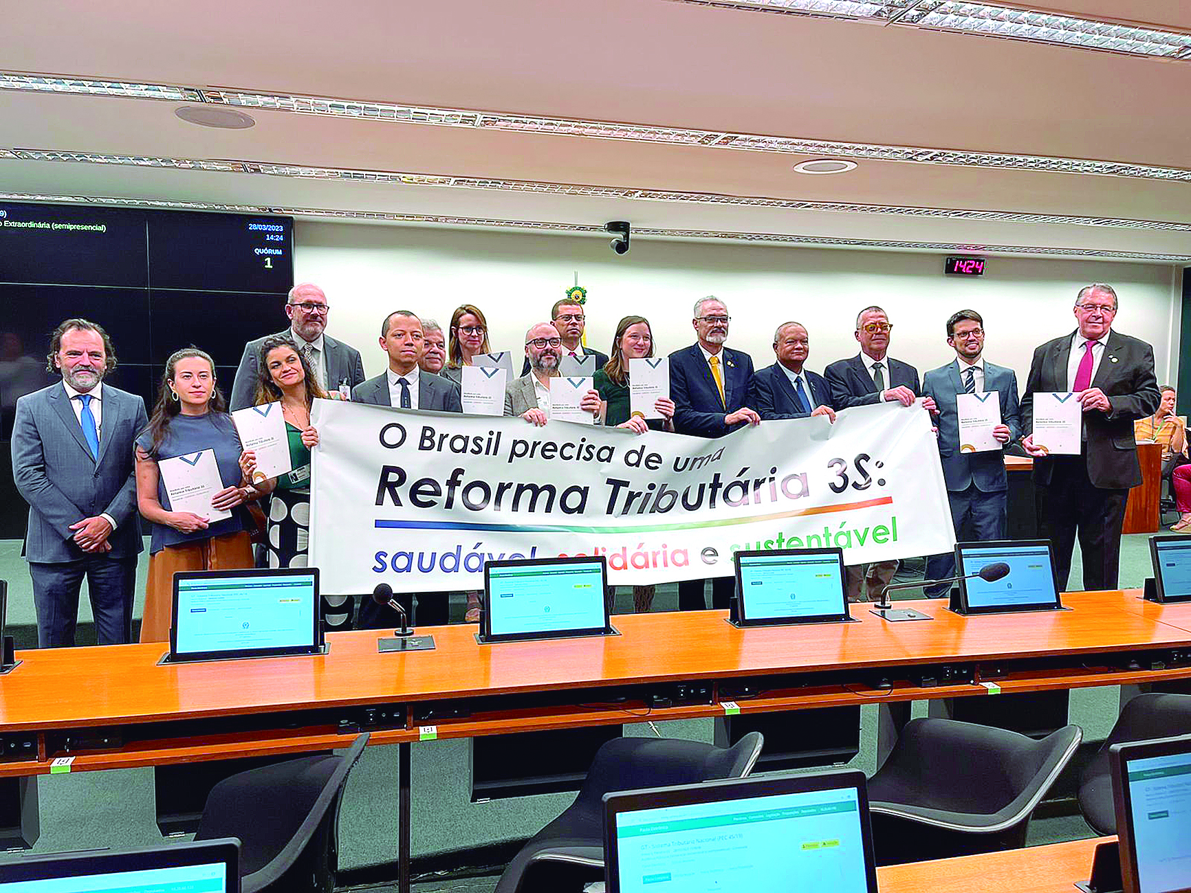 Entidades apresentam alternativa saudável, solidária e sustentável para reforma tributária