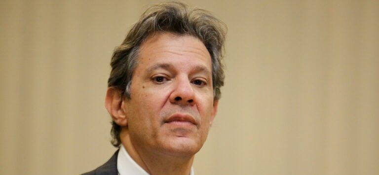 Government will approve tax reform in October, says Haddad