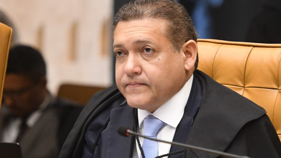 Nunes disagrees with Moraes and votes to sentence the coup defendant to 2 years and 6 months