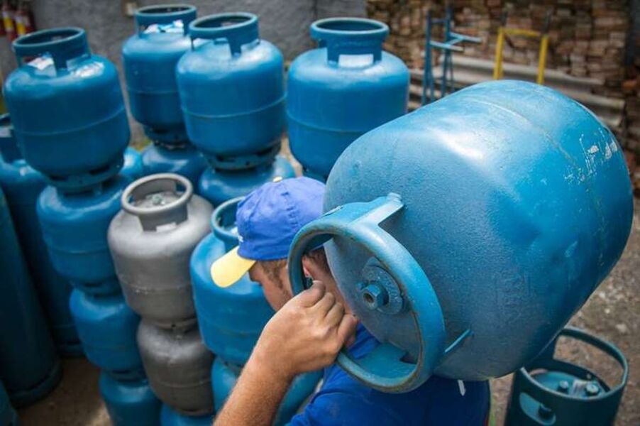 Gas shortage announcement raises awareness of possible lack of basic inputs in Amazonas