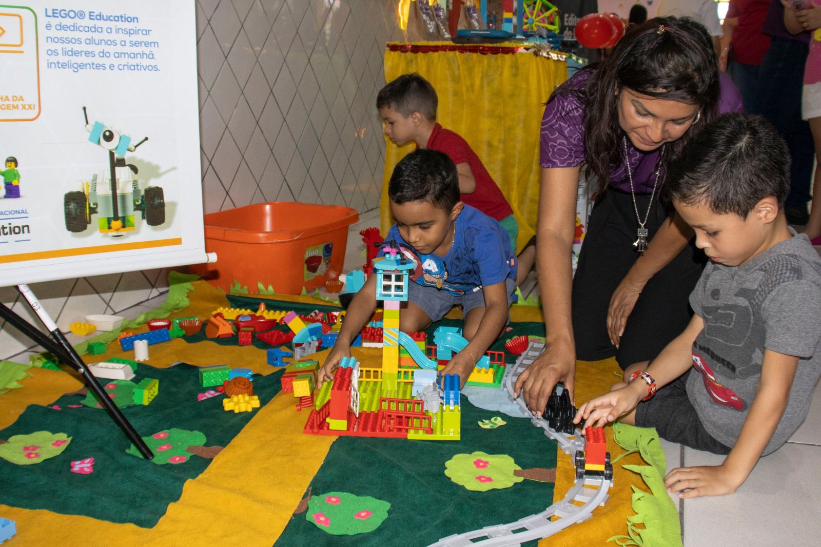 Learning program promotes integration between students and their families in Manaus
