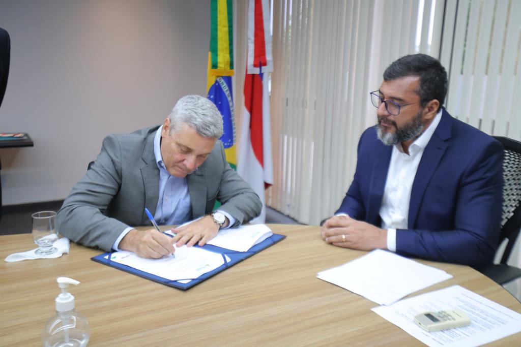 Wilson Lima and Eneva sign a cooperation agreement to install a Cetam unit in Silves
