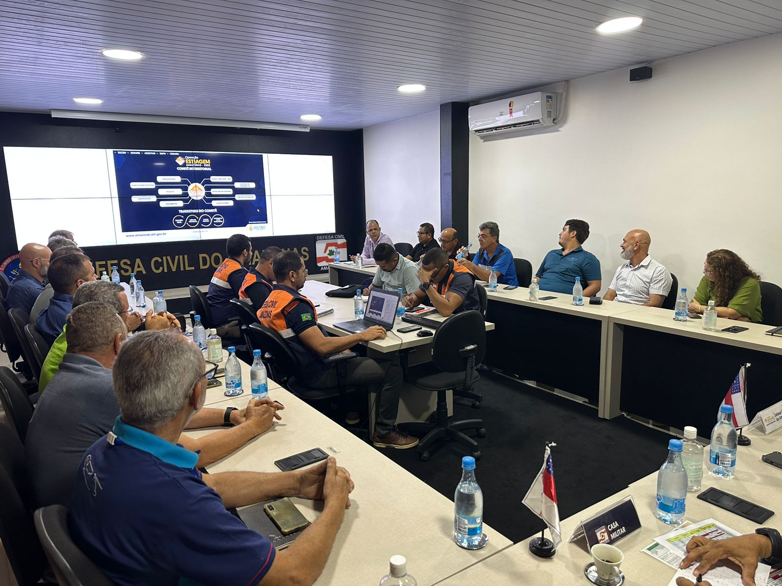 Empresas de táxi se unem ao Comitê de Enfrentamento à seca no Amazonas