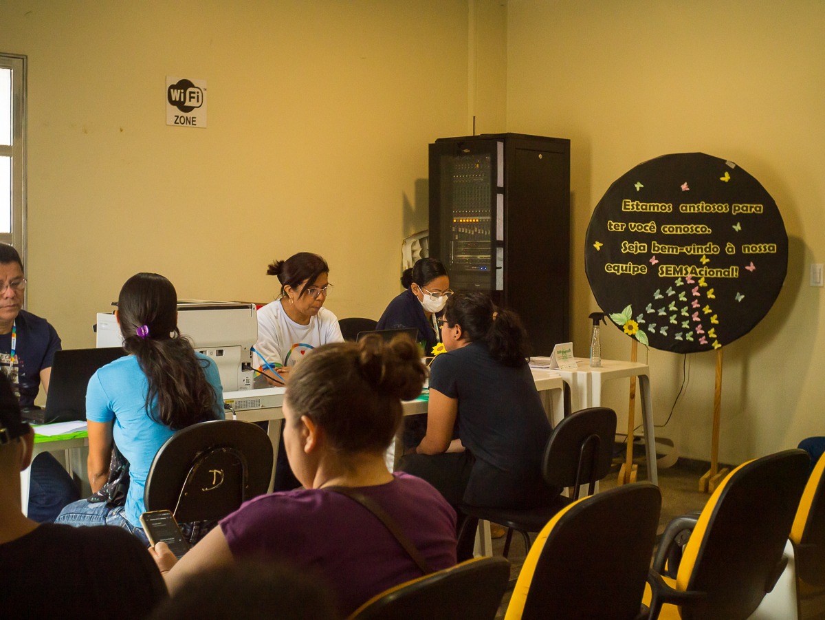 Mais 14 aprovados no concurso público da Semsa são convocados em Manaus