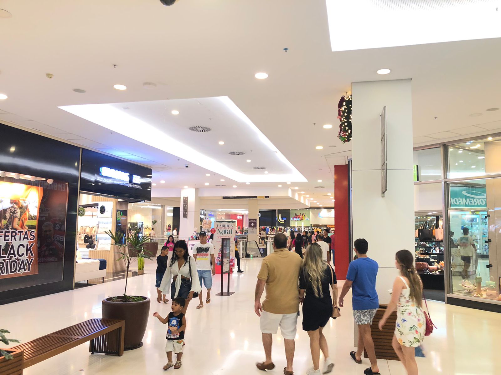 Shoppings de Manaus anunciam horário de funcionamento para o Ano Novo