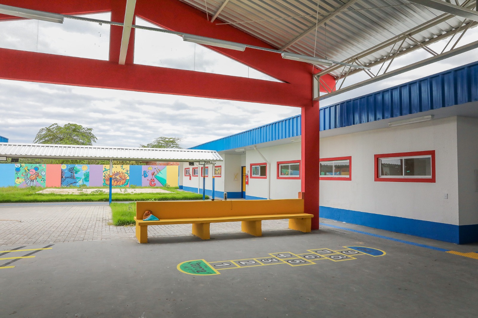 Works in daycare centers reinforce the expansion of places in the municipal education network