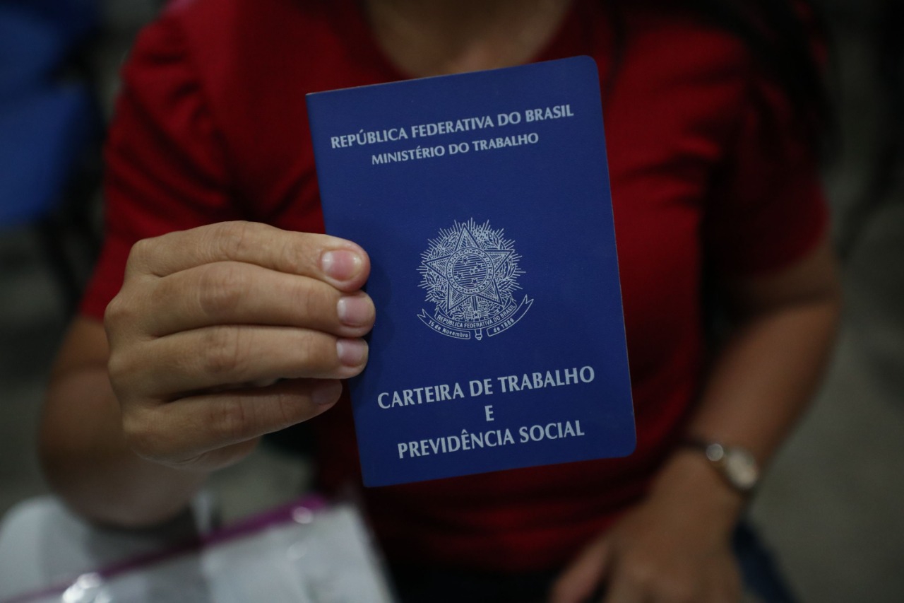 Sine Amazonas divulga 88 vagas de emprego para esta segunda-feira (29)