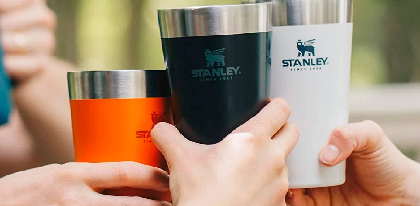 Stanley confirma chumbo na composição de copos