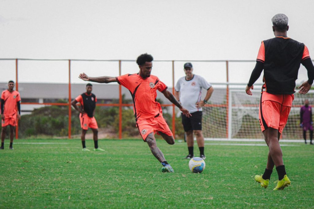 Se avançar, o Robô da Amazônia terá pelo caminho o Manaus FC
