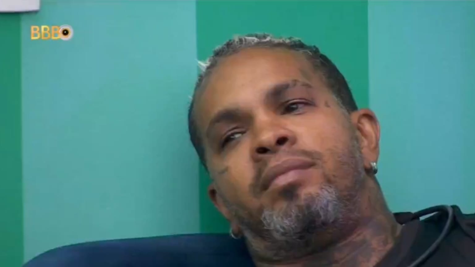 Rodriguinho do BBB 24 diz que mulher sua não pode abraçar outro homem: ‘Toma boxe’