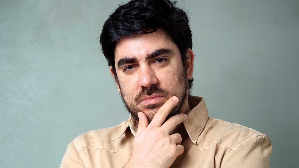 Marcelo Adnet announces end of marriage after being caught with woman at carnival