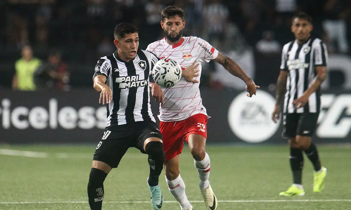 Bragantino and Botafogo decide on a place in the Libertadores group stage