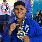 Interessados em ajudar o jovem atleta podem adquirir a rifa no valor de R$5