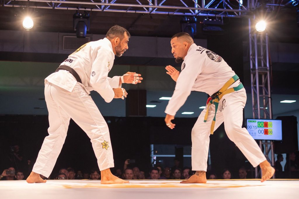 Evento inicia com uma programação que se dividirá entre Card Preliminar e Card Principal