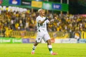 Renanzinha veio para sua segunda passagem no Manaus FC em 2024