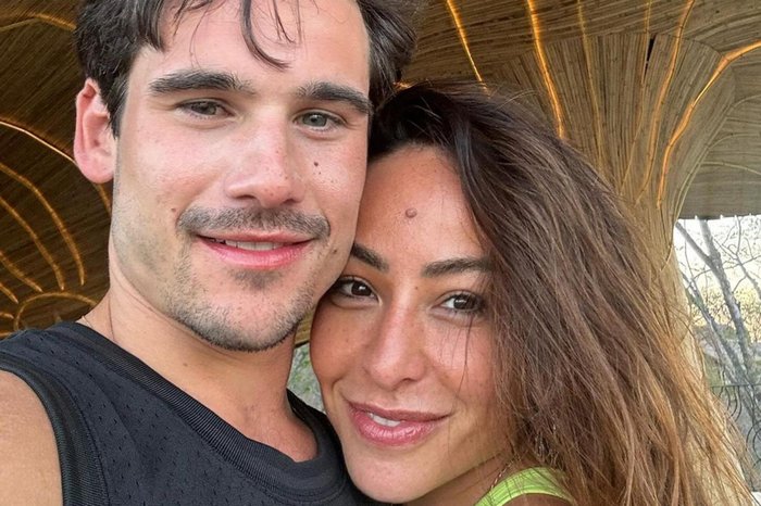 Sabrina Sato and Nicolas Prattes are expecting the couple's first child