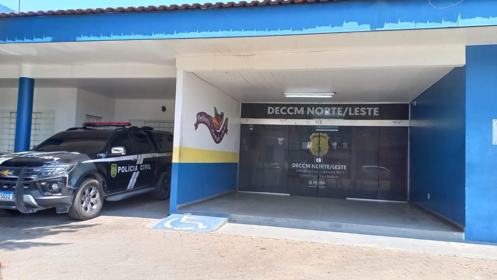 Polícia Civil prende mulher em Manaus por descumprir medida protetiva contra ex-companheira