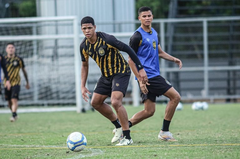 Volante Cauan Barros afirmou que o Amazonas FC tem oito decisões pela frente