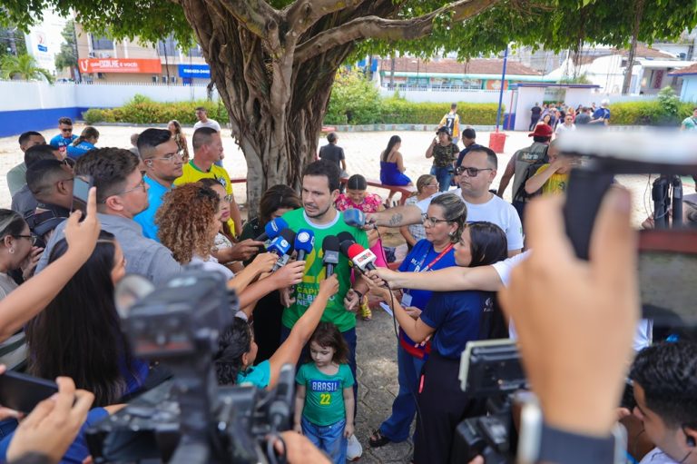 Candidato discursou no comitê do PL após a confirmação dos resultados