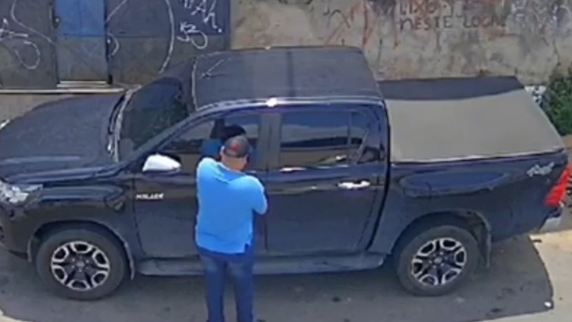 Criminals stole R,000 from a car parked in the Manaus East Zone