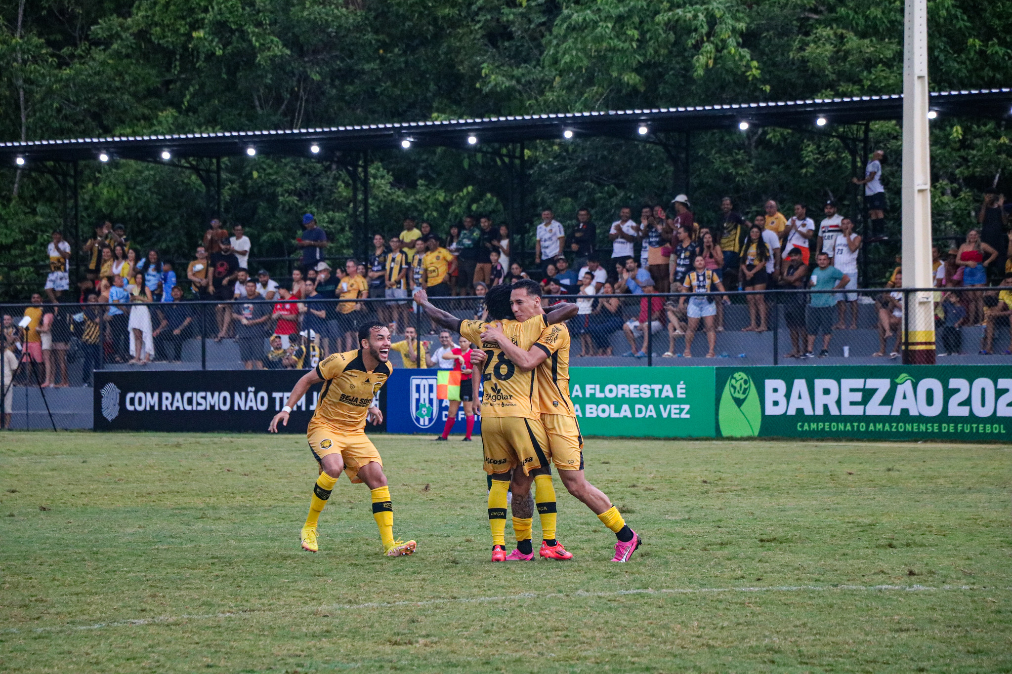 Amazonas estreia com goleada no Barezão 2025
