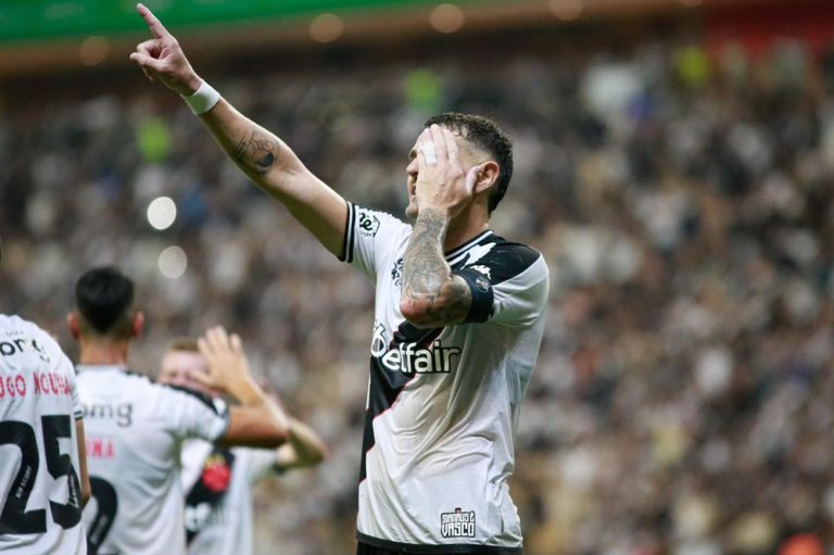 Goleador do Vasco marcou o primeiro gol em 2025