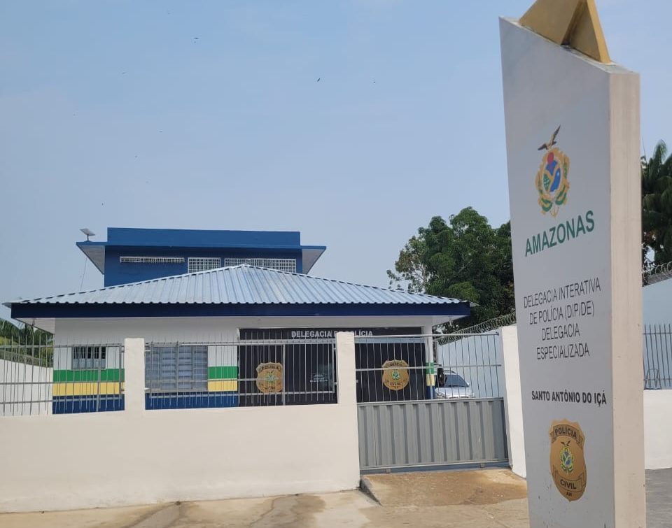 Homem é preso por agredir ex após briga por celular bloqueado no AM