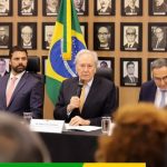 O ministro da Justiça e Segurança Pública, Ricardo Lewandowski, determinou, nesta quarta-feira (5/2), que a Polícia Federal instaure um inquérito para investigar a atuação do crime organizado no setor de distribuição de combustíveis (Foto: Agência Brasil)