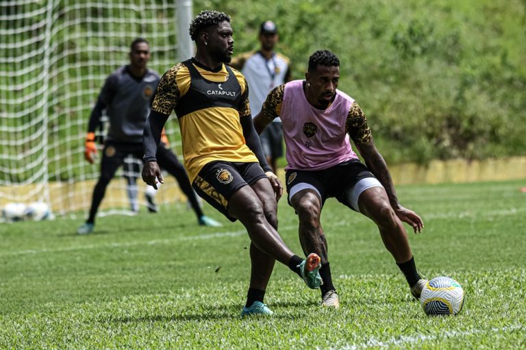 Equipe aurinegra fechou preparação na tarde desta quarta-feira (19)