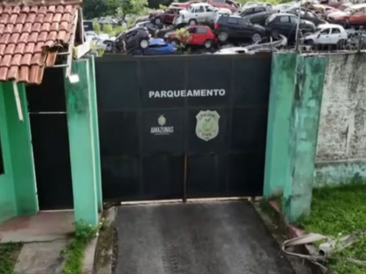 Criminosos roubam mais de 10 motos de pátio da PC-AM em Manaus