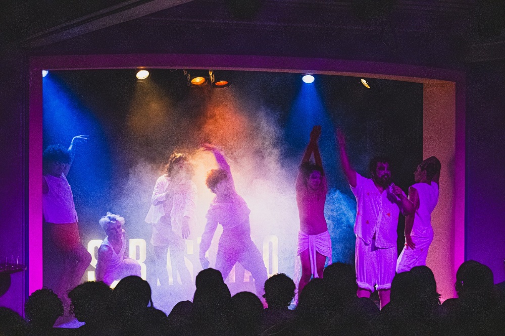 "Sebastião" traz à cena sete drag queens