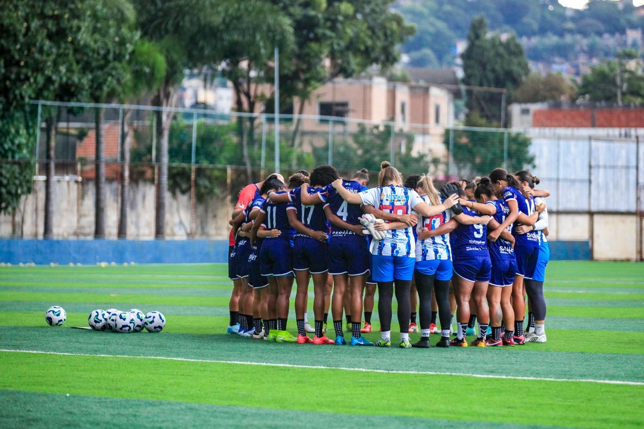 Equipe finalizou preparação para o duelo nesta sexta-feira (18)