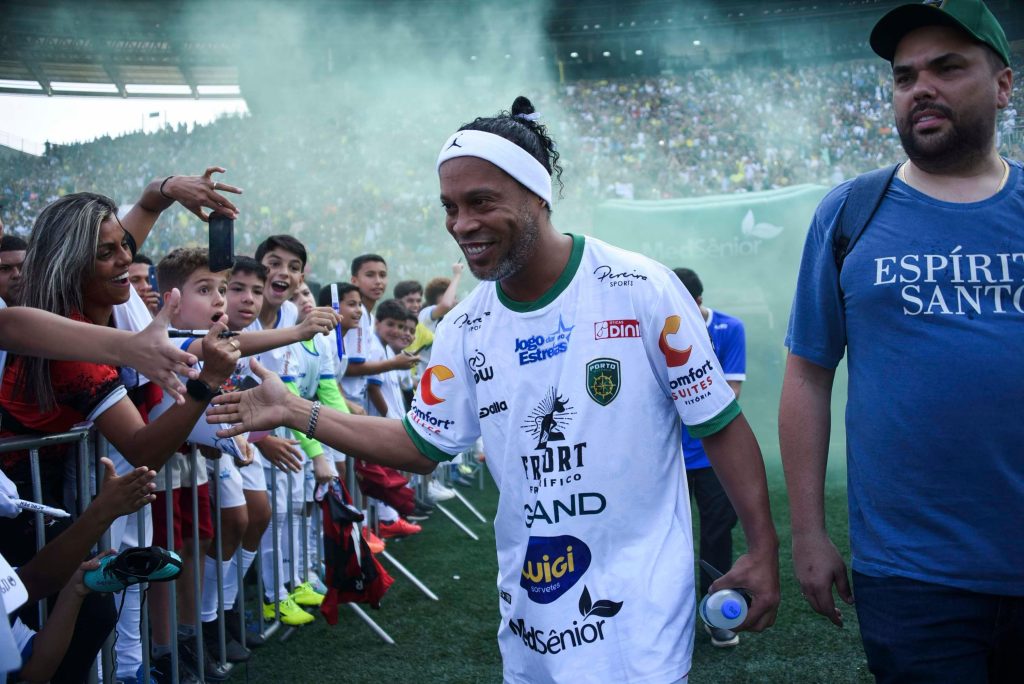 Ronaldinho Gaúcho lidera evento beneficente em Manaus (Foto: Divulgação)