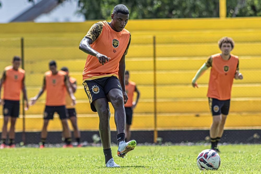 Zagueiro Bruno Ramires destacou empenho do elenco aurinegro