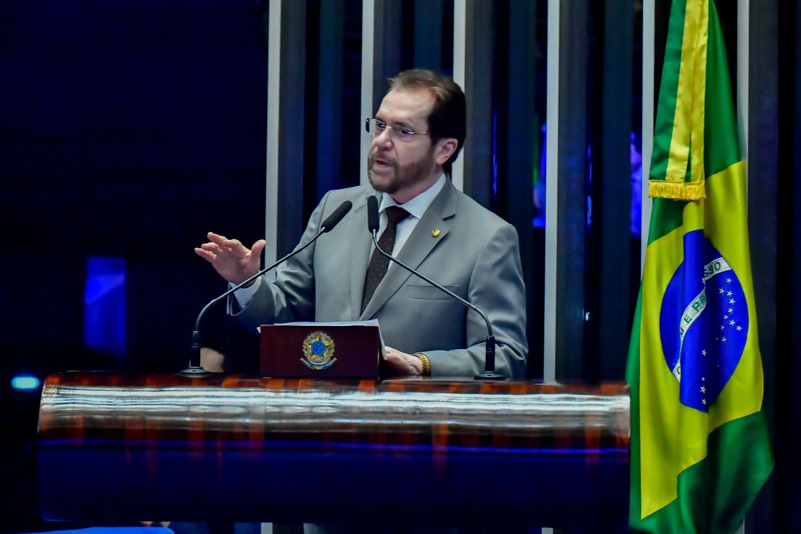 Senador Plínio Valério critica criação de novas áreas protegidas no AM