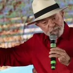 Presidente Lula discursa em evento no sertão nordestino durante lançamento do Caminho das Águas