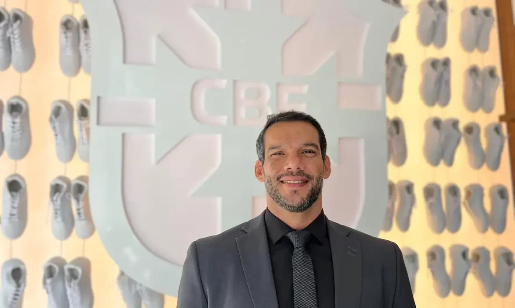 Samir Xaud durante evento esportivo em Roraima, em imagem de divulgação da Federação Roraimense de Futebol