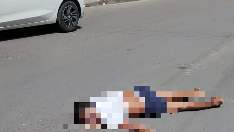 Local onde suspeito de assalto morreu após cair de moto e ser atropelado em Manaus