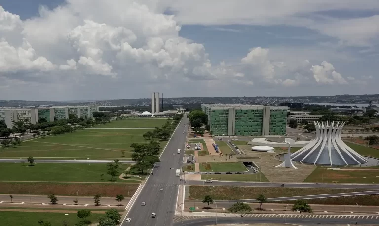 INSS adere ao Concurso Público Nacional Unificado e amplia número de vagas para 2025