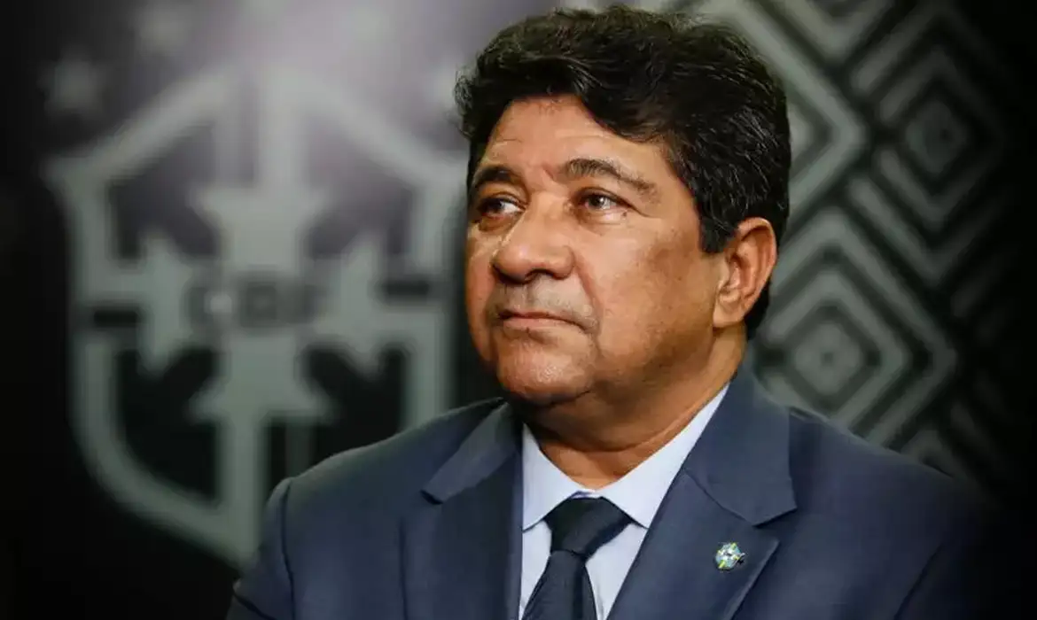 Ednaldo Rodrigues durante coletiva na sede da CBF