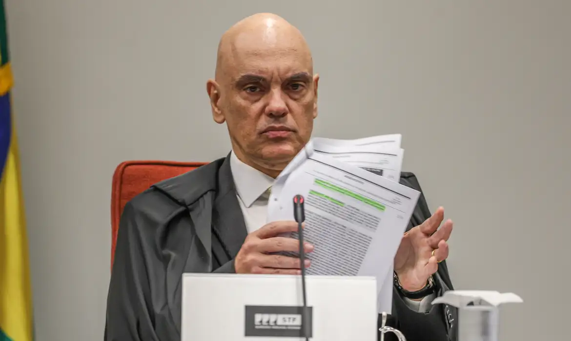 Ministro Alexandre de Moraes durante sessão no STF sobre investigação da tentativa de golpe