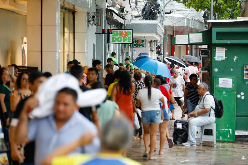 Governo-do-Amazonas-realiza-pagamento-da-primeira-parcela-do-13o-salario-dos-servidores-publicos-estaduais-1_foto-Arquivo-Secom.