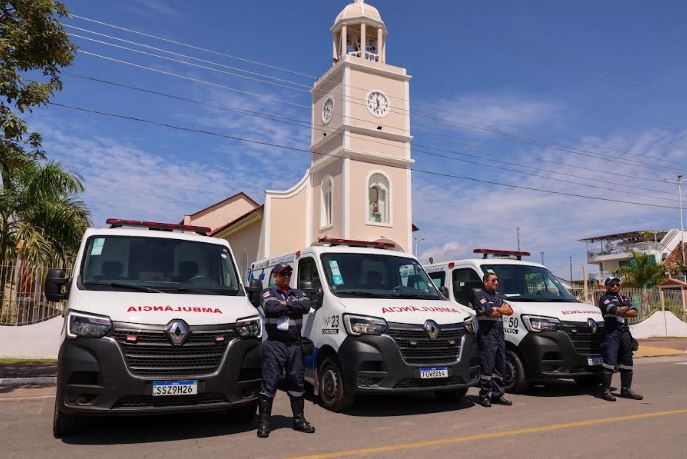 Ambulância da SES-AM desembarca em Parintins para reforçar atendimento durante o Festival 2025